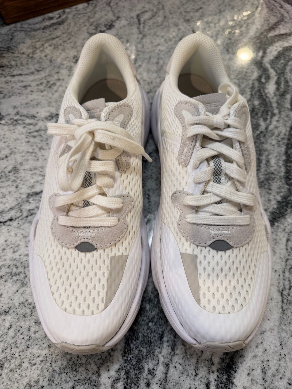 Sorel Women's Kinetic RNEGD Lace sneakers Size 10.5 NEW White/ Grey